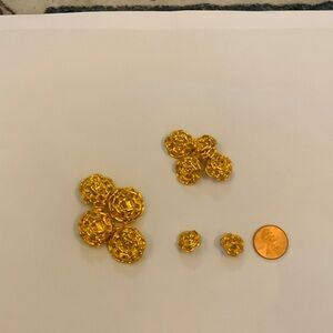 Faux Gold Floral Button Set of 10